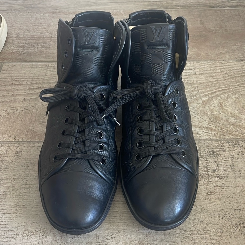 Louis Vuitton Black Leather Men's Sneakers